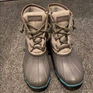 Sperry salt water boots 8.5